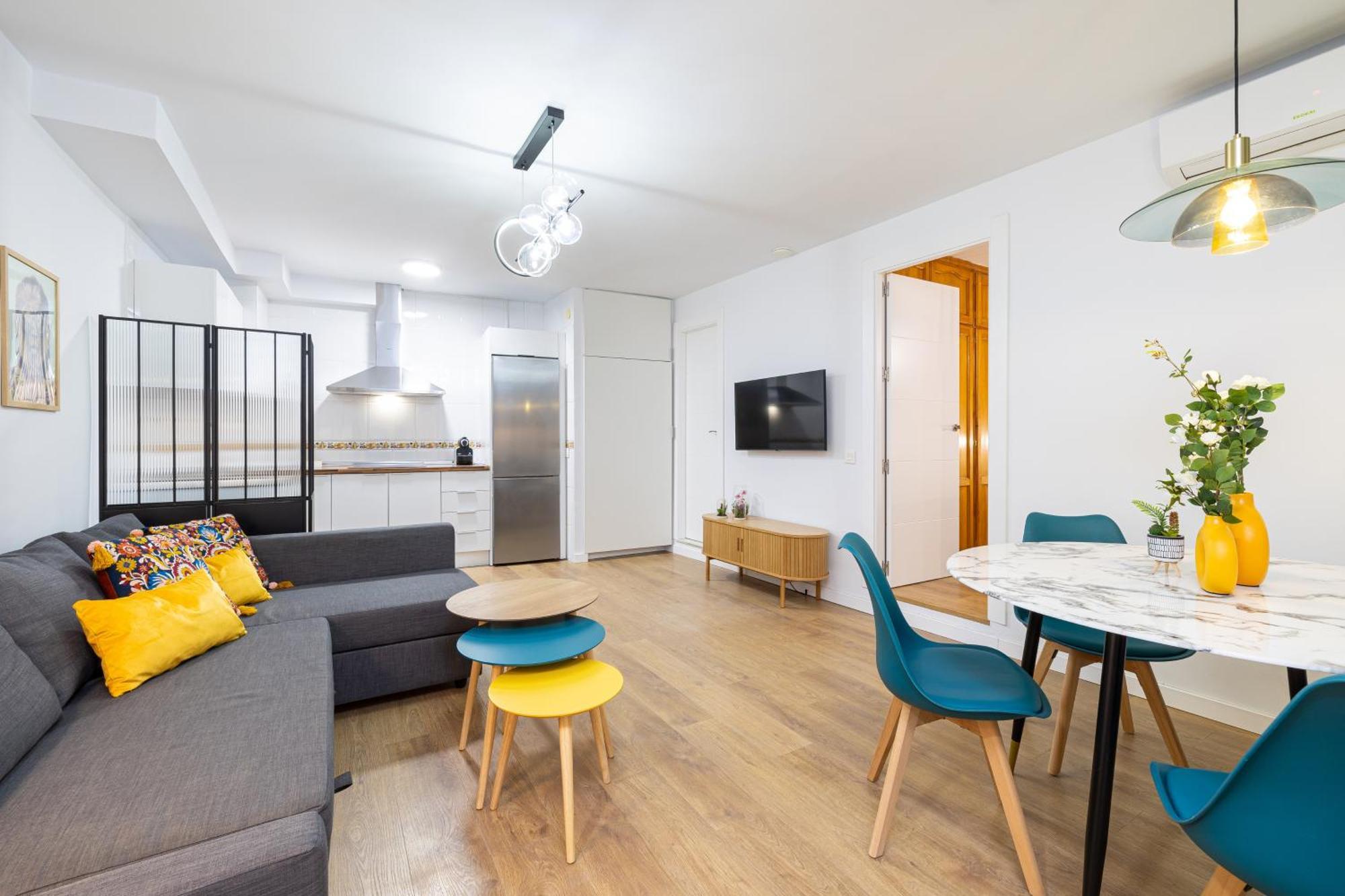 H2m Feijoo Close To Center In A Quiet Area *